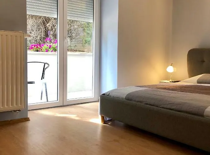 Apartamento White Crow House